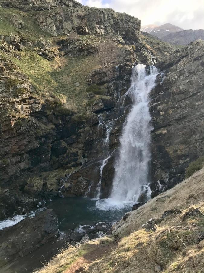 El Refugio De La Ardilla, Apartamento Canfranc-Estacion Buitenkant foto