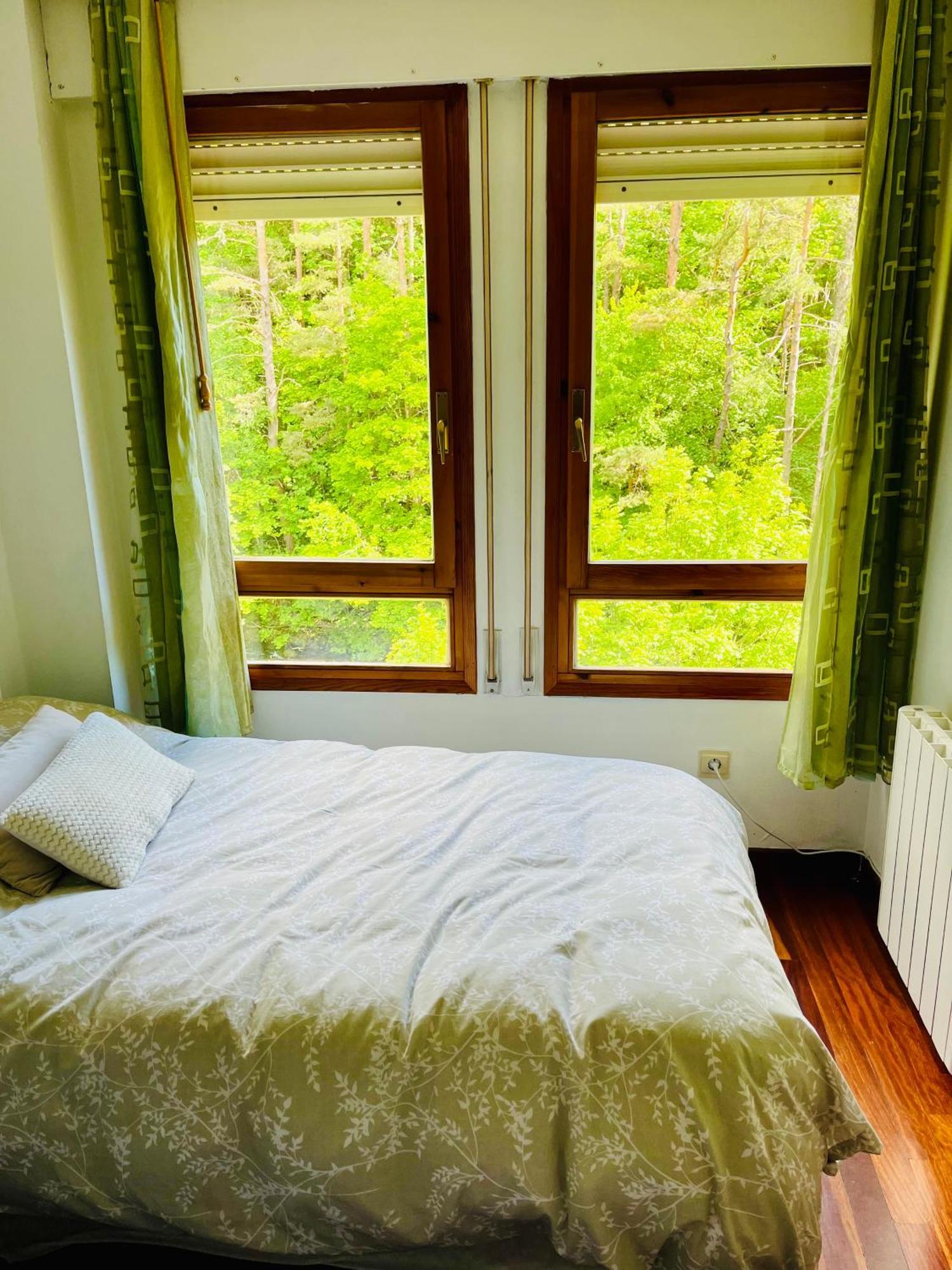 El Refugio De La Ardilla, Apartamento Canfranc-Estacion Buitenkant foto